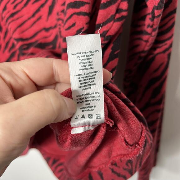 Sundry Sweater Womens Small Red Tiger Print Pullover Crewneck USA Sweatshirt - Picture 5 of 8
